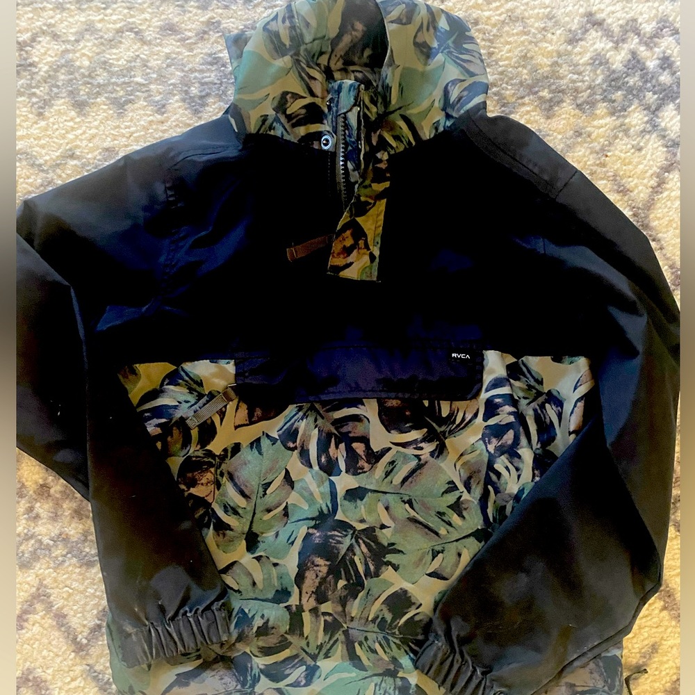 Boys rvca windbreaker small